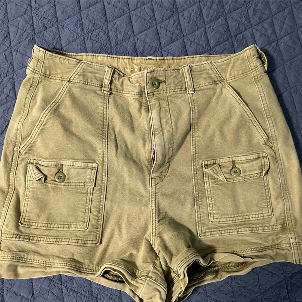 American Eagle Outfitters Khaki Cargo Shorts